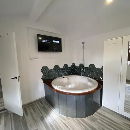 Villa Paraiso *